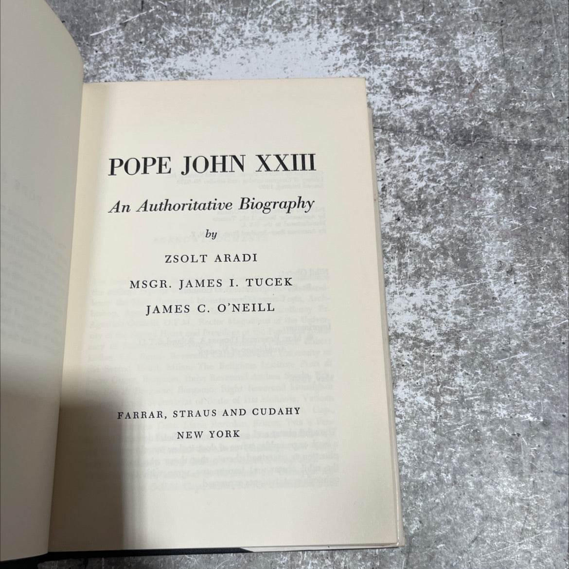 pope john xxiii an authoritative biography book, by zsolt aradi, msgr. james i. tucek, james c. o'neill, 1960 Hardcover image 2