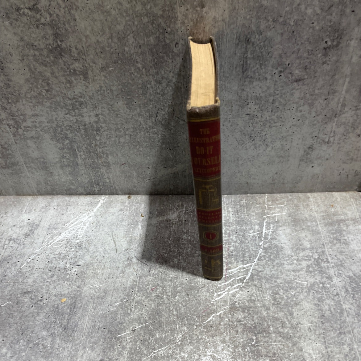 popular science do-it-yourself encyclopedia book, by unknown, 1961 Hardcover image 4