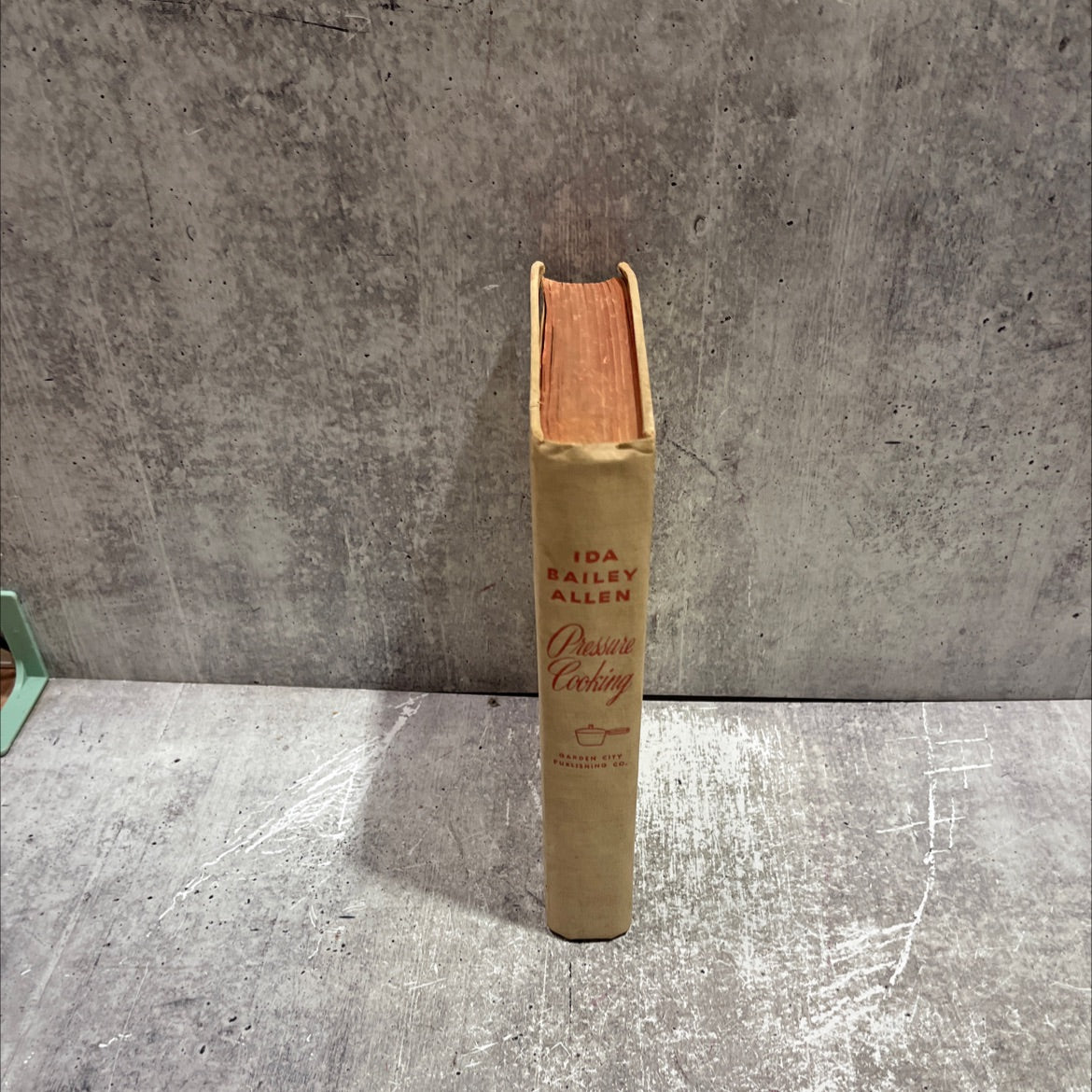 pressure cooking book, by ida bailey allen, 1947 Hardcover image 4