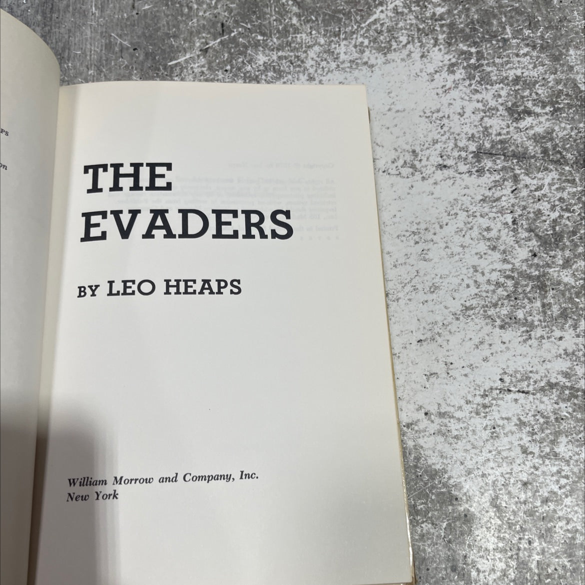 ps on the evaders book, by leo heaps, 1976 Hardcover image 2