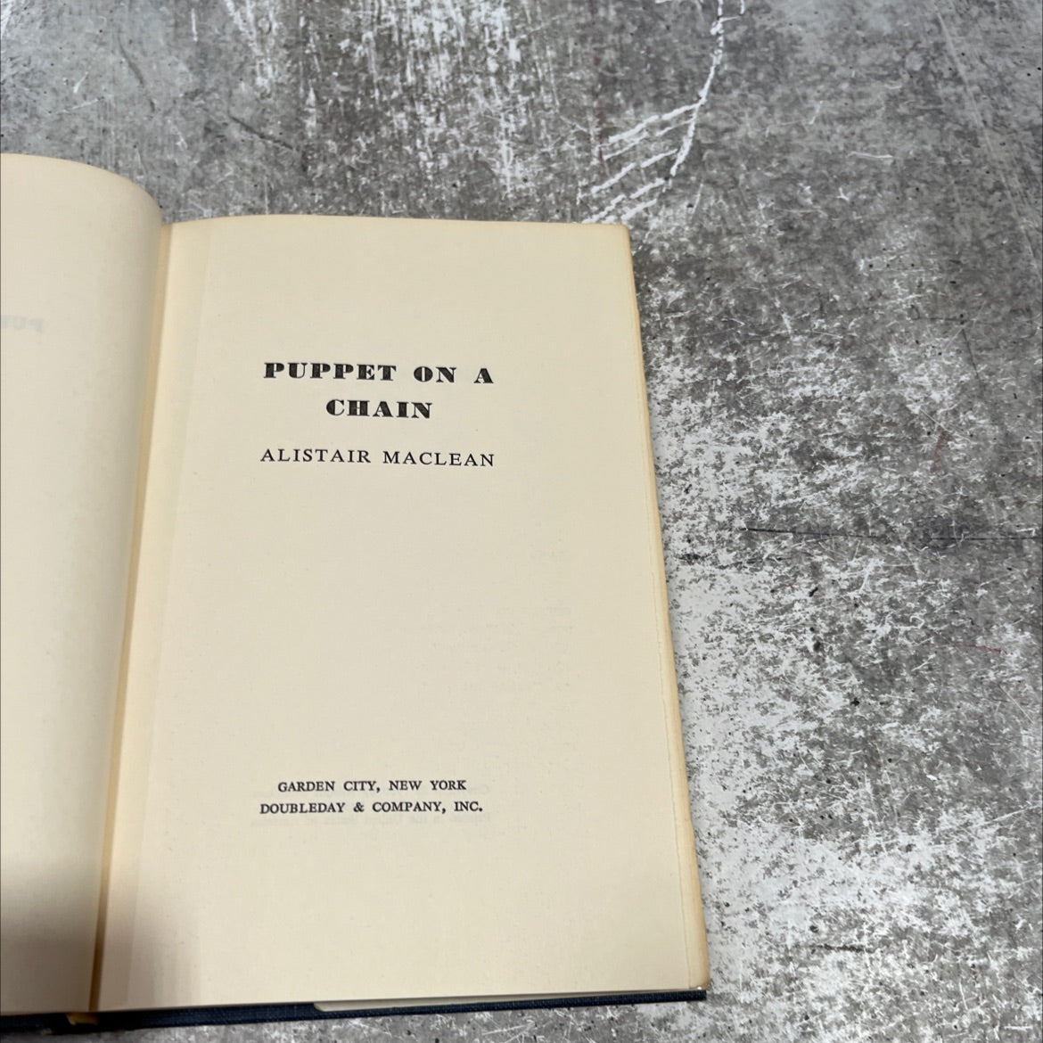 puppet on a chain book, by Alistair MacLean, 1969 Hardcover image 2