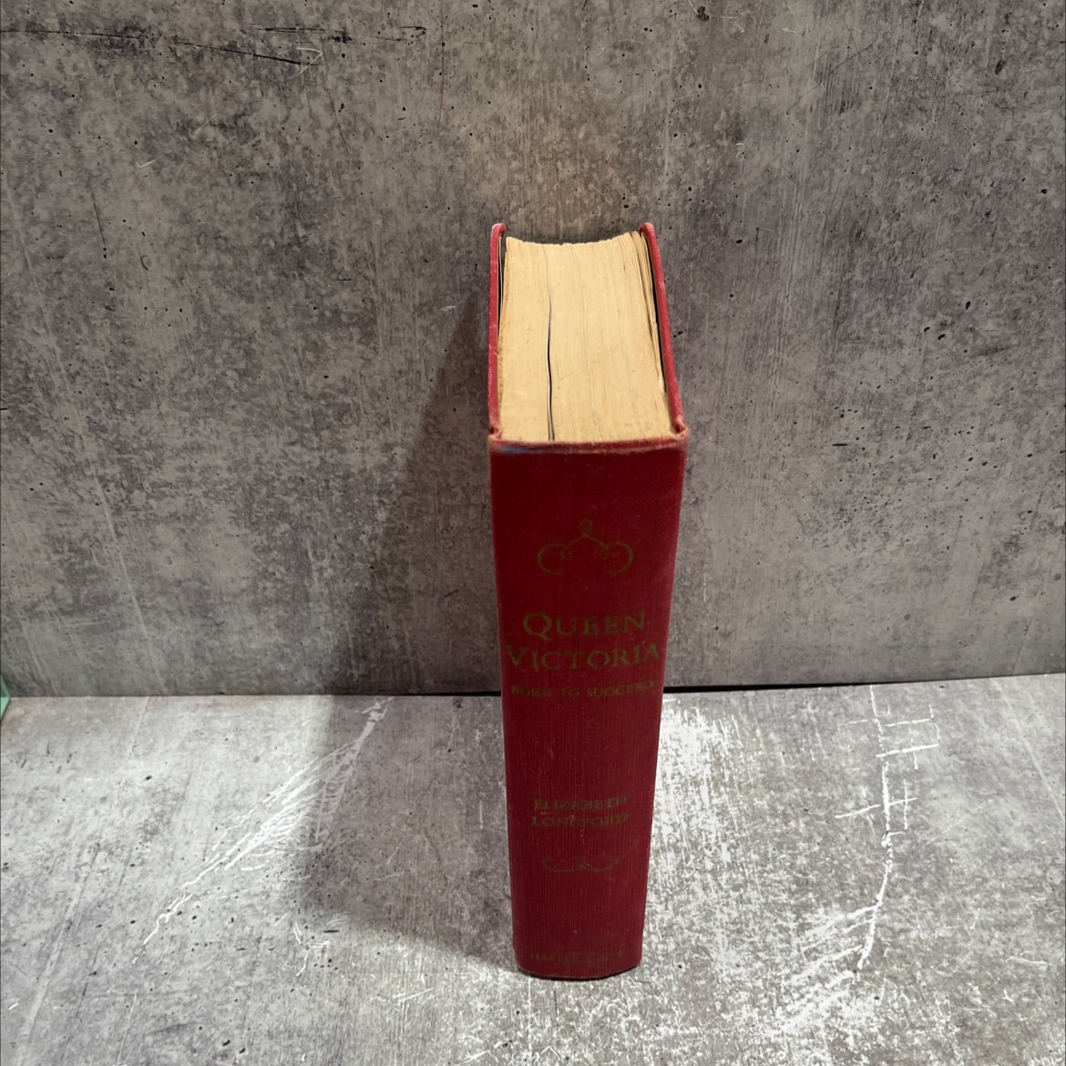 queen victoria born to succeed book, by elizabeth longford, 1964 Hardcover image 4