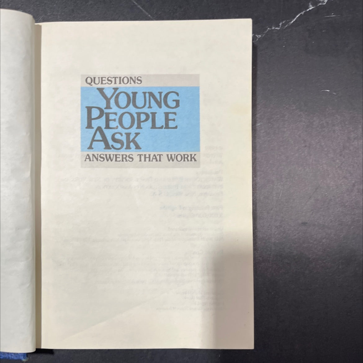 questions young people ask answers that work book, by Watch Tower Bible and Tract Society of Pennsylvania, 1989 image 2