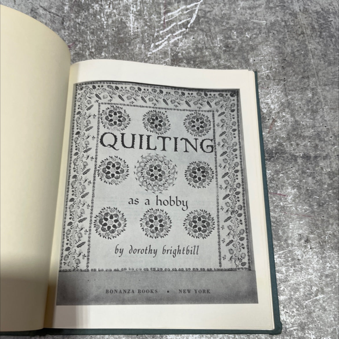 quilting as a hobby book, by dorothy bright bill, 1963 Hardcover image 2