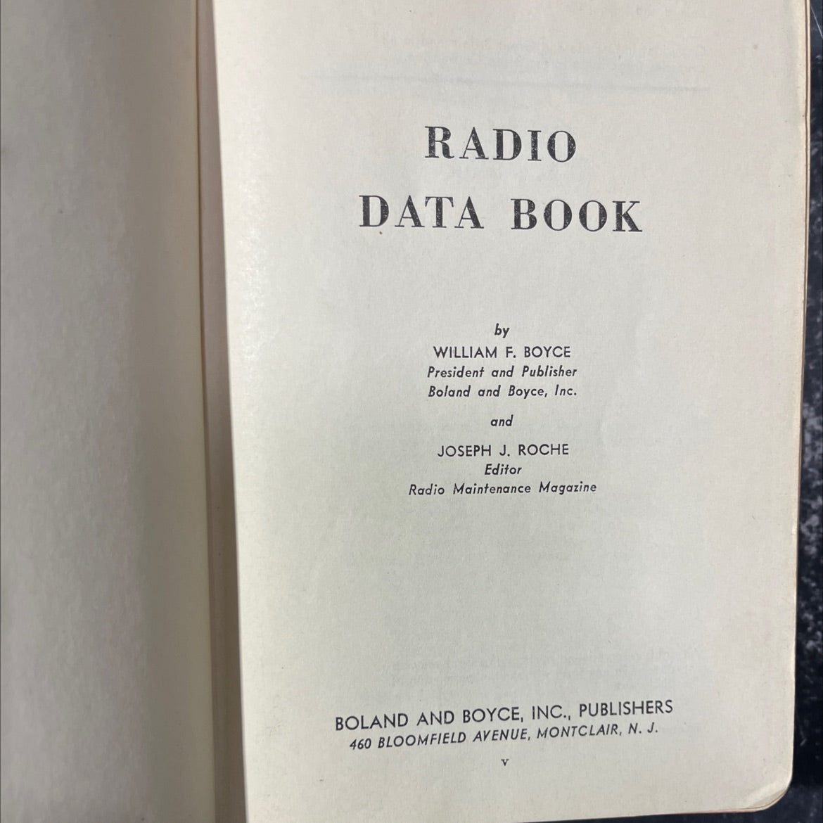 radio data book book, by william f. boyce, joseph j. roche, 1948 Hardcover image 2