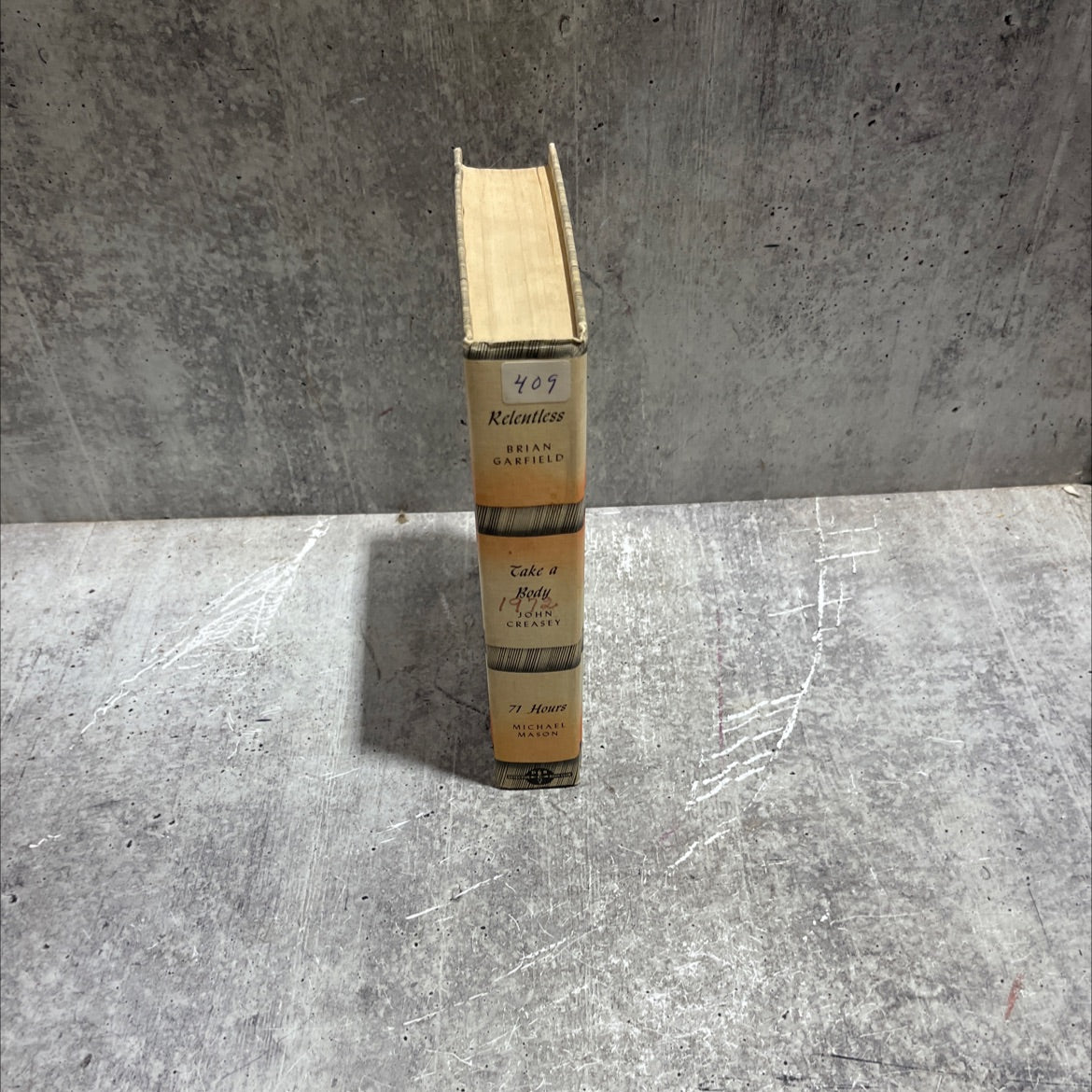 relentless book, by brian garfield, 1972 Hardcover image 4