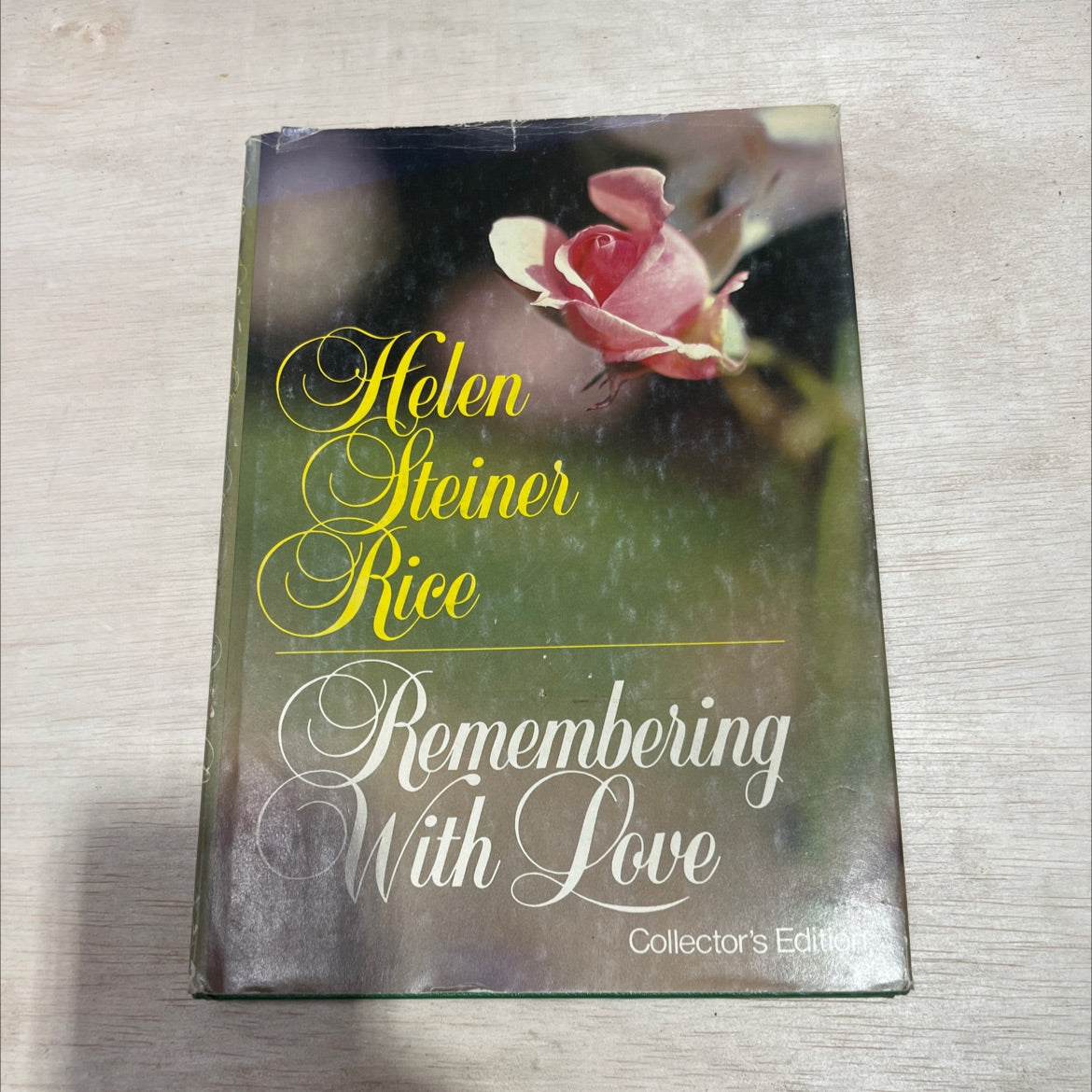 remembering with love book, by helen steiner rice, 1985 Hardcover image 1