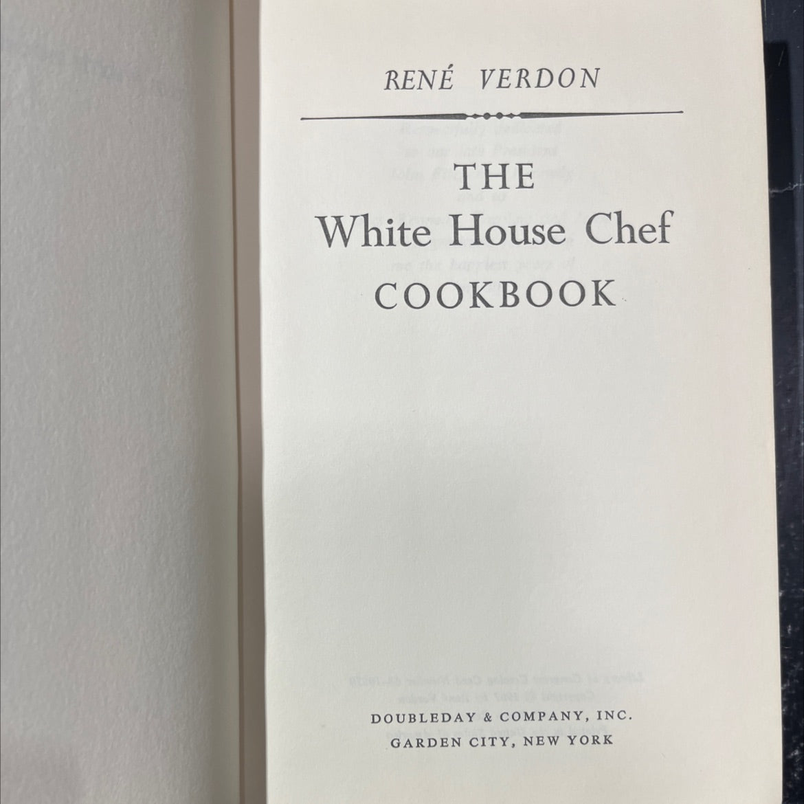 rené verdon the white house chef cookbook book, by rené verdon, 2008 Hardcover image 2