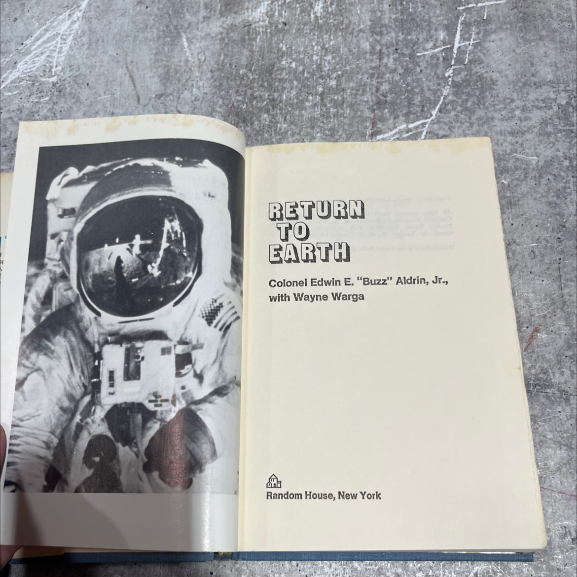 return to earth book, by colonel edwin e. \"buzz\" aldrin, jr., 1973 Hardcover image 2