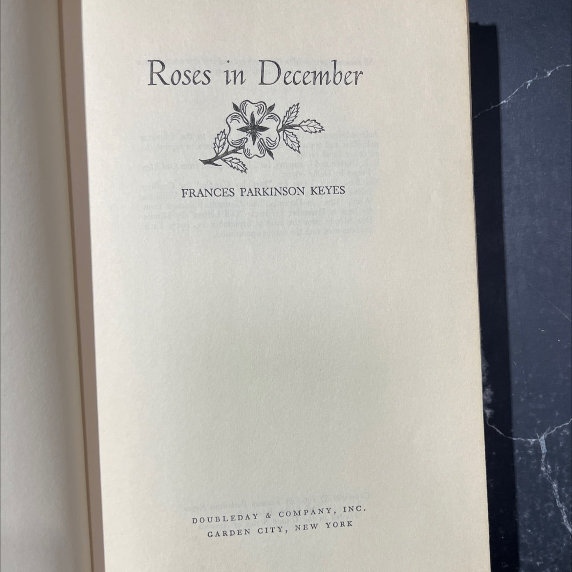 roses in december book, by frances parkinson keyes, 1960 Hardcover image 2