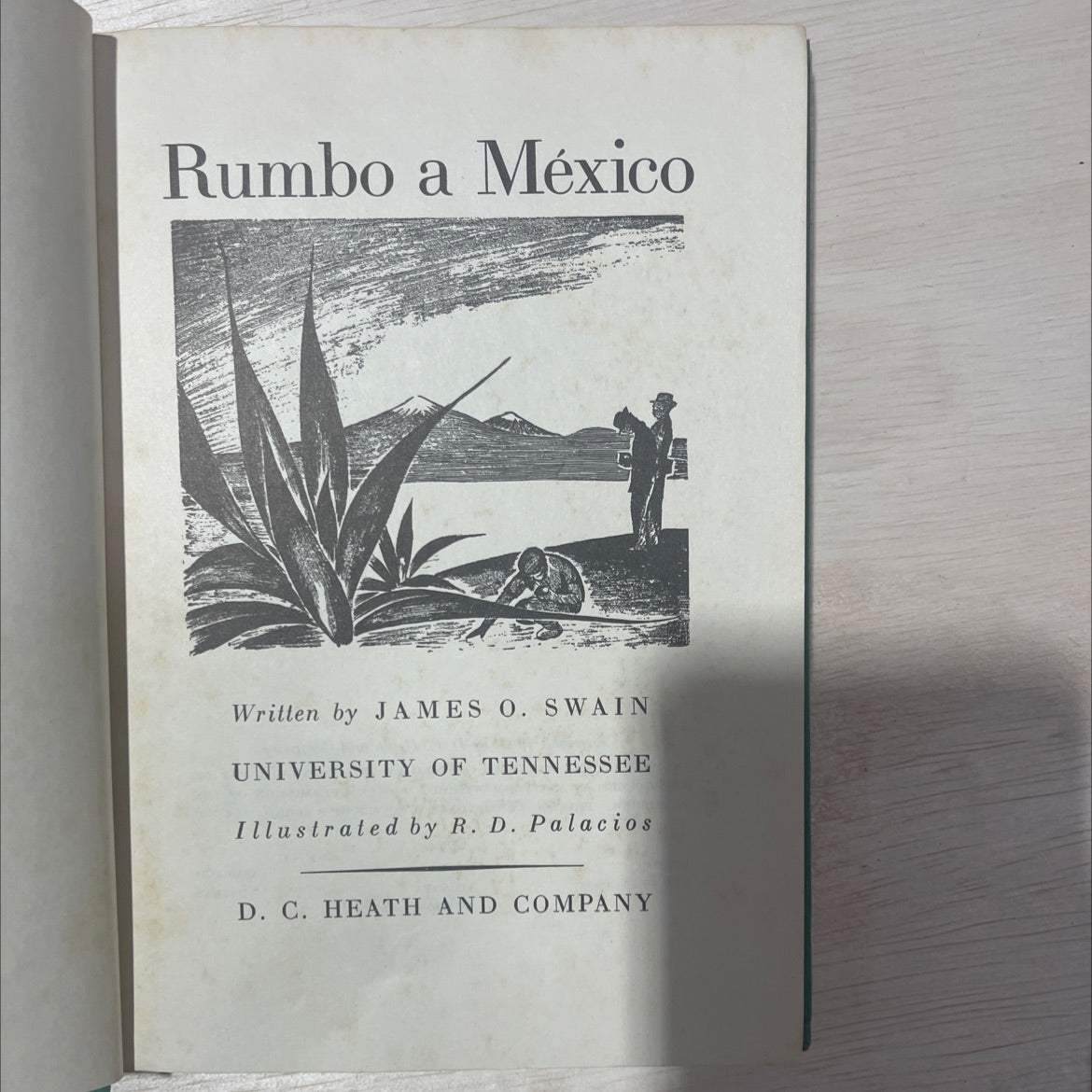 rumbo a méxico book, by james o. swain, 1942 Hardcover, Vintage image 2