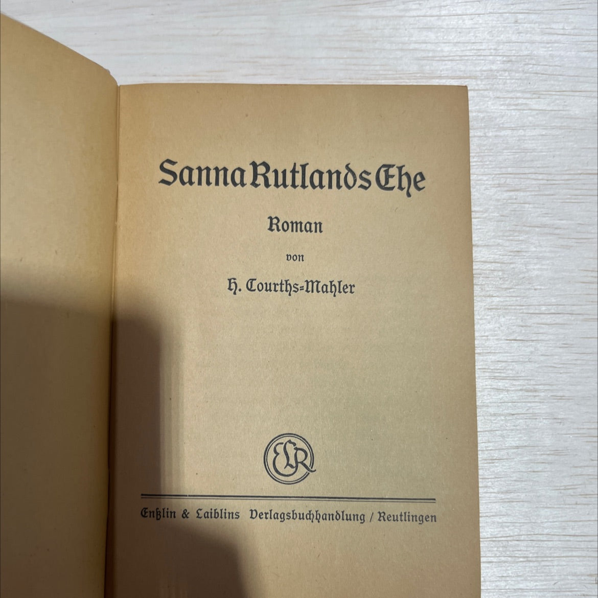 sanna rutlands marriage novel book, by h. courths mahler, 1930 Hardcover image 2