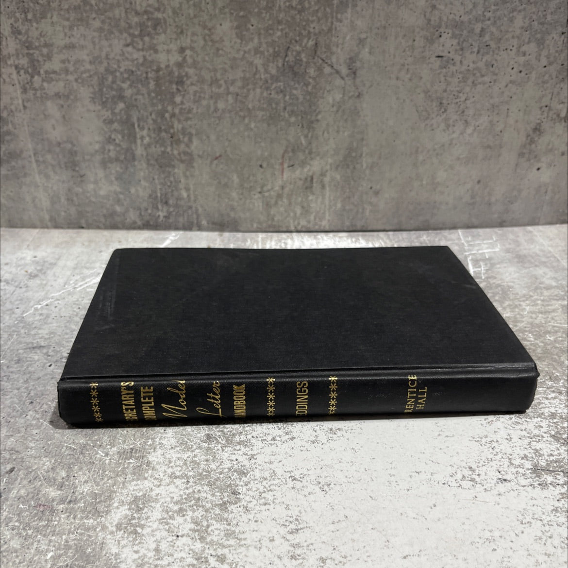 secretary's complete model letter handbook book, by claire neff eddings, 1978 Hardcover image 4