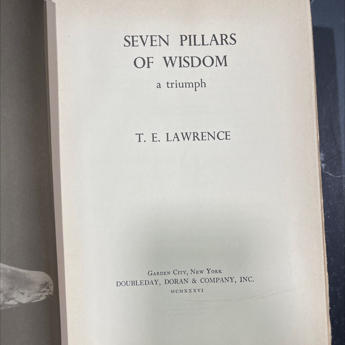 seven pillars of wisdom book, by T. E. Lawrence, 1936 Hardcover image 2