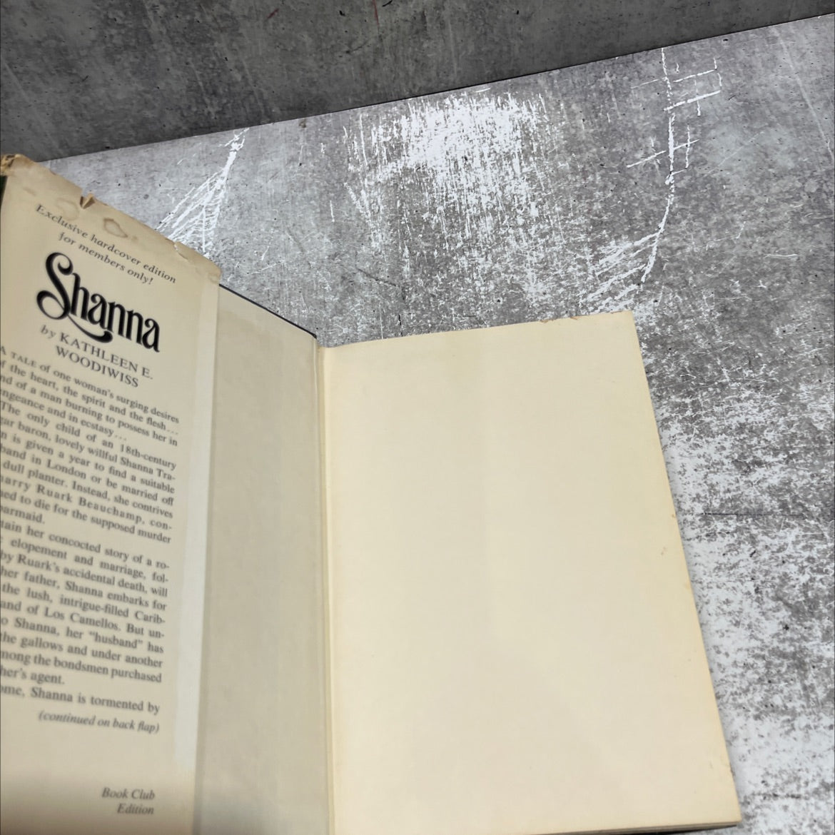 shanna book, by kathleen e. woodiwiss, 1977 Hardcover image 4