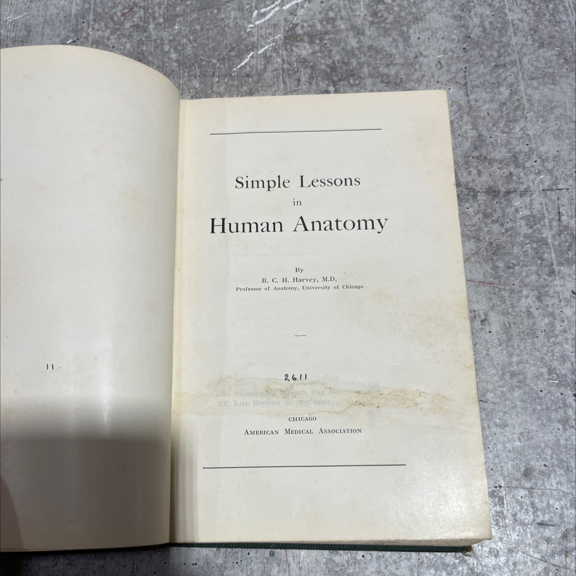 simple lessons in human anatomy book, by b. c. h. harvey, m.d., 1931 Hardcover image 2