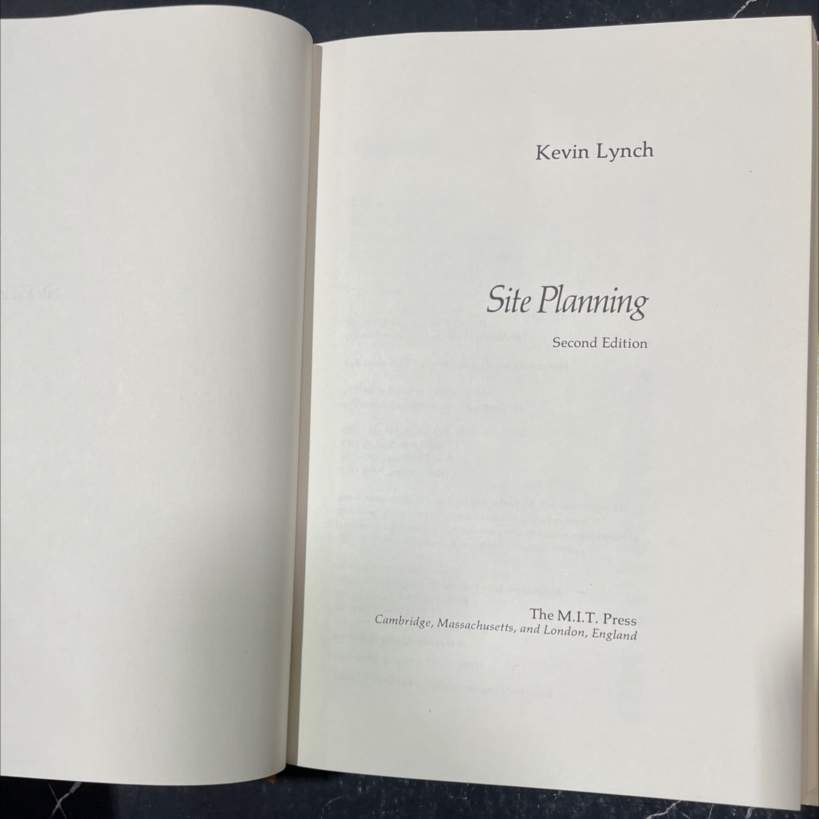 site planning book, by kevin lynch, 1971 Hardcover image 2