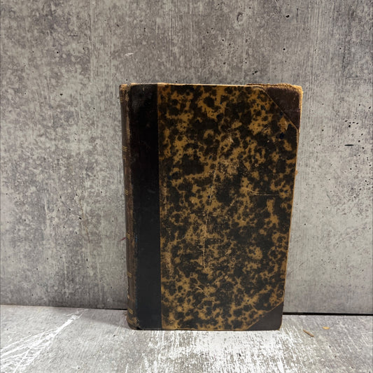 solitudes book, by édouard estaunié, 1917 Leather image 1