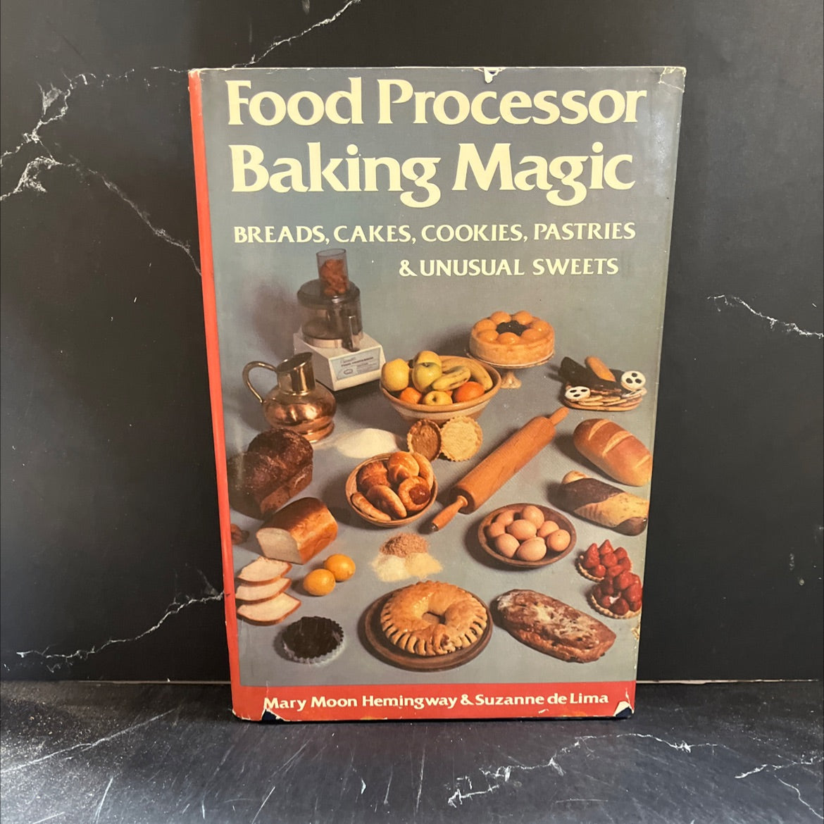 sor magic food processor baking magic book, by mary moon hemingway and suzanne de lima, 1980 Hardcover image 1