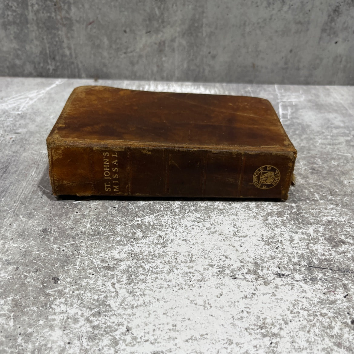 st. john's missal for every day book, by sutamiЯimi, reverend robert i. gannon, s.j., 1952 Leather image 4