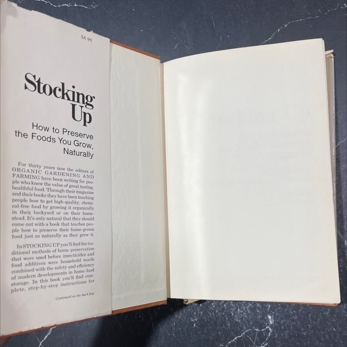 stocking up how to preserve the foods you grow naturally book, by staff of organic gardening and farming, 1973 Hardcover image 4