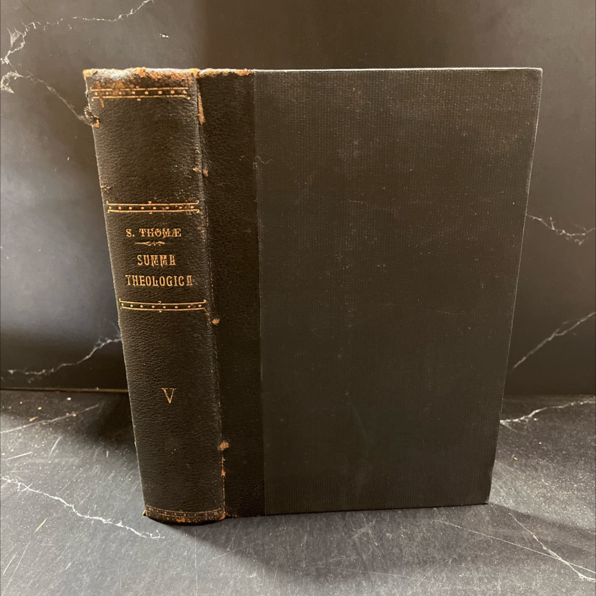summa theologica book, by s. thome aquinatis, 1928 Leather image 1