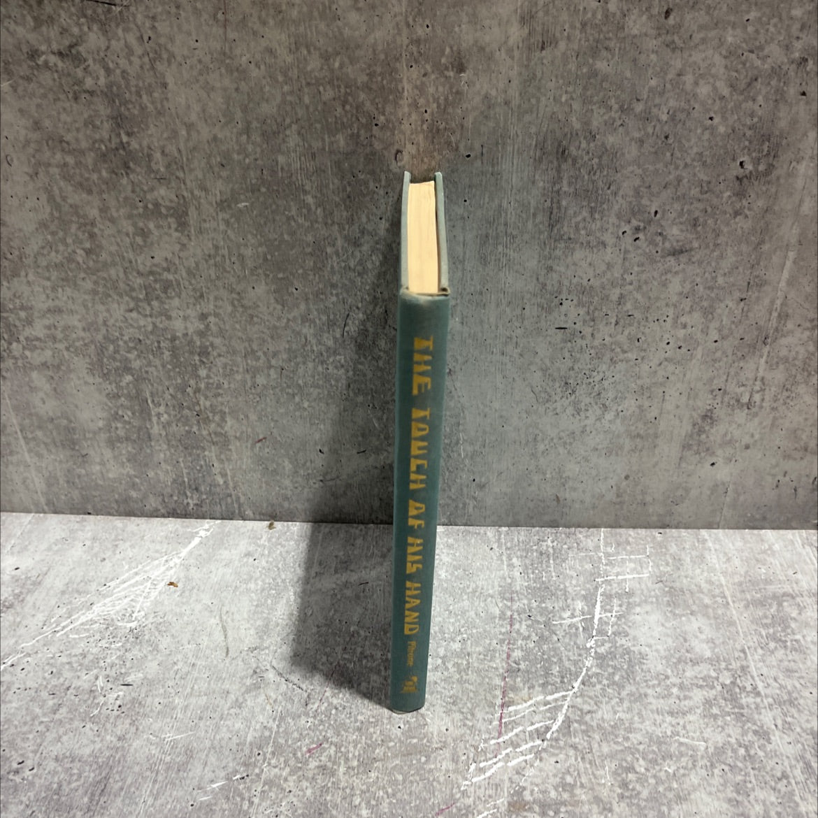 t. paul the taцен af a15 hand colombo, a modern day damien in burma book, by jean maddern pitrone, 1970 Hardcover image 4