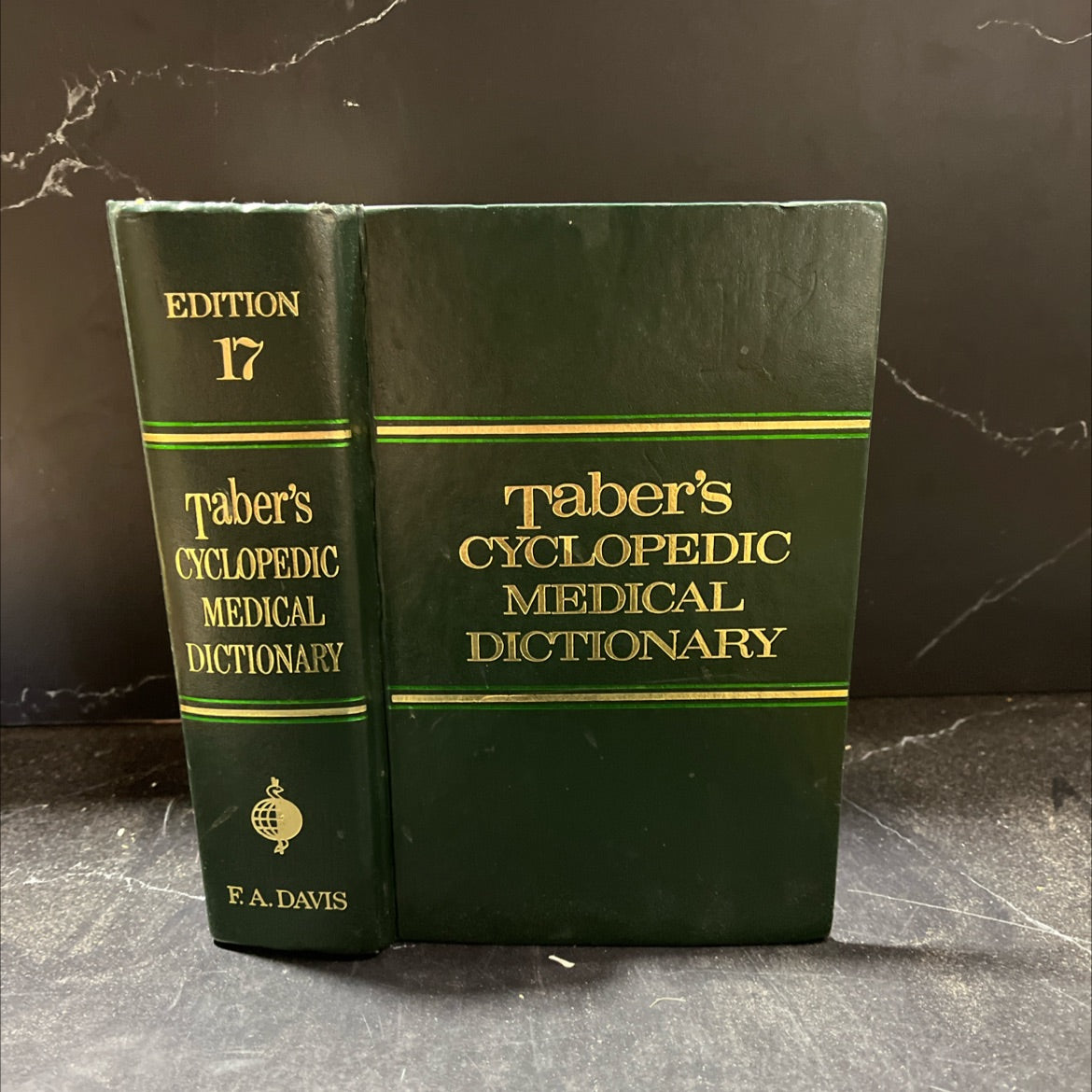 taber's cyclopedic medical dictionary book, by clarence wilbur taber, 1993 Hardcover image 1
