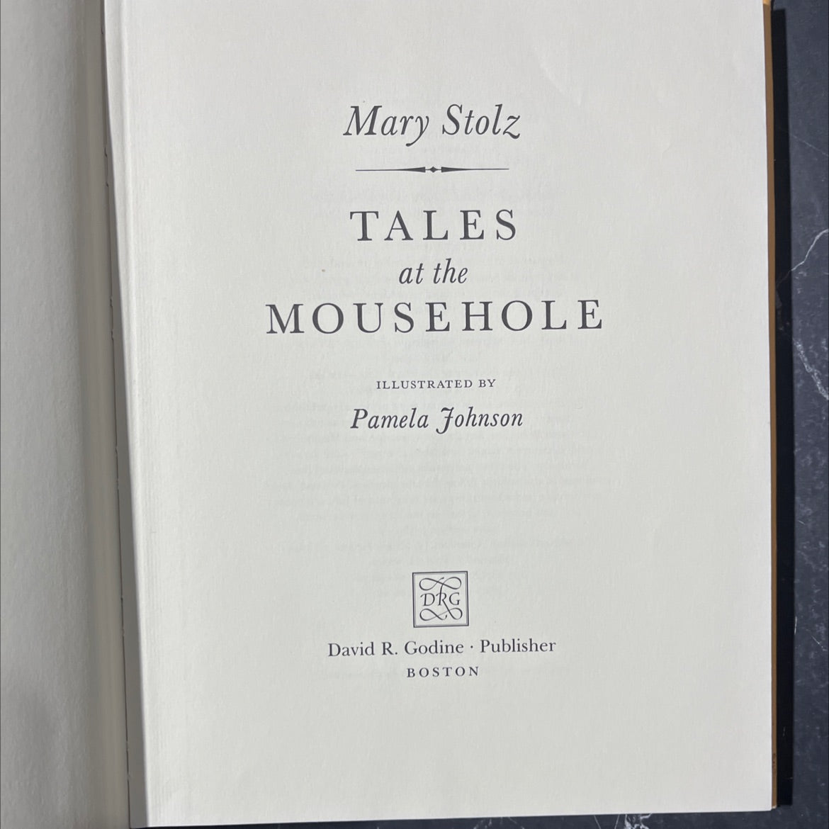 tales at the mousehole book, by Mary Stolz, 1992 Hardcover image 2