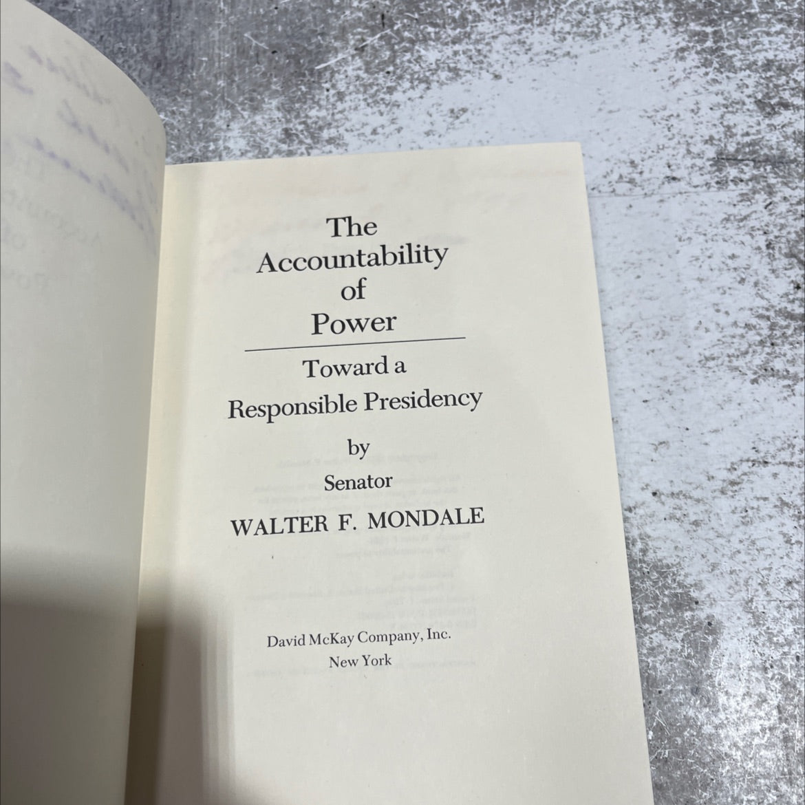 the accountability of power toward a responsible presidency book, by Walter F. Mondale, 1975 Hardcover image 2