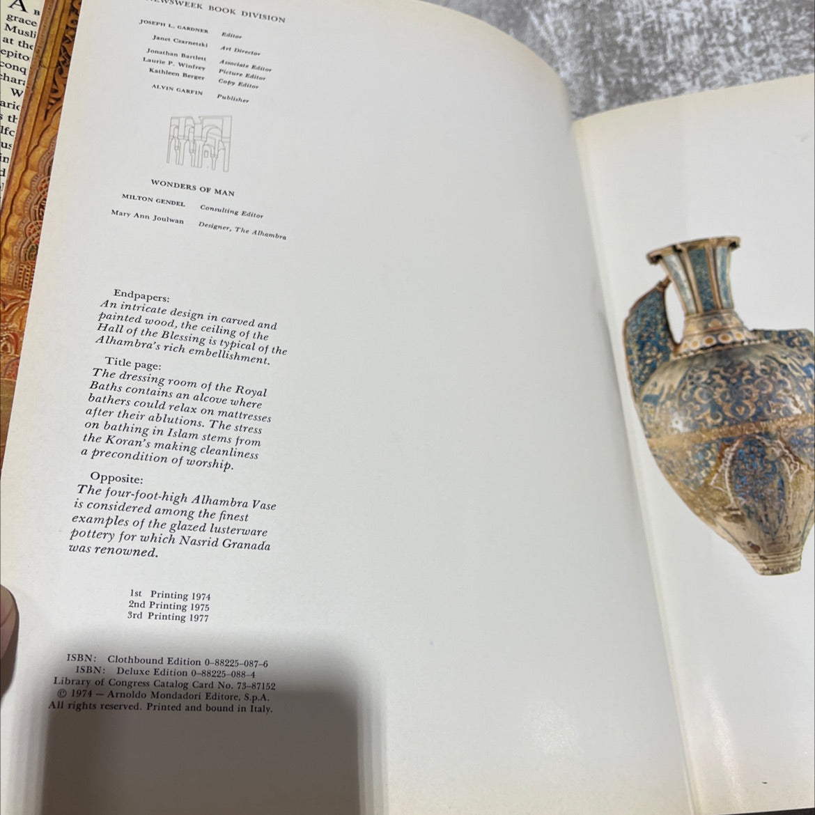 the alhambra book, by desmond stewart, 1977 Hardcover image 3