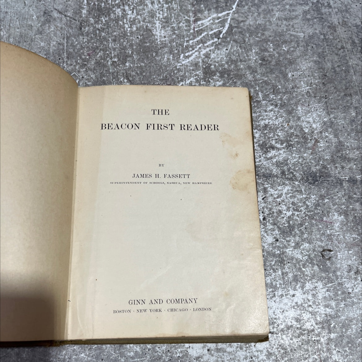 the beacon first reader book, by james h. fassett, 1913 Hardcover image 2