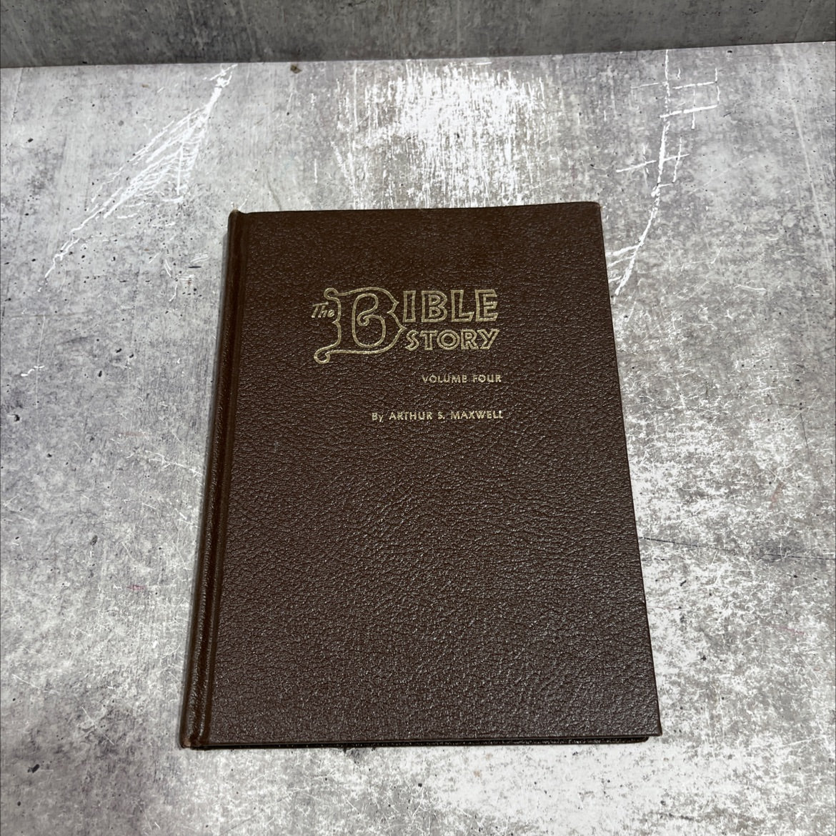 the bible story more than four hundred stories in ten volumes covering the entire bible from genesis to revelation image 1