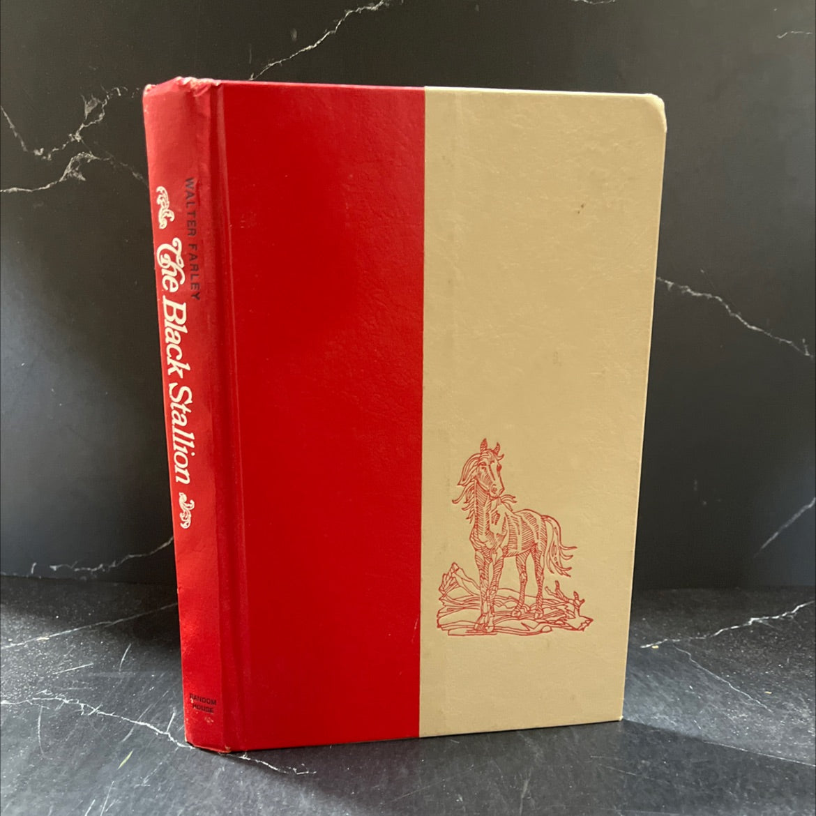 the black stallion book, by walter farley, 1968 Hardcover image 1