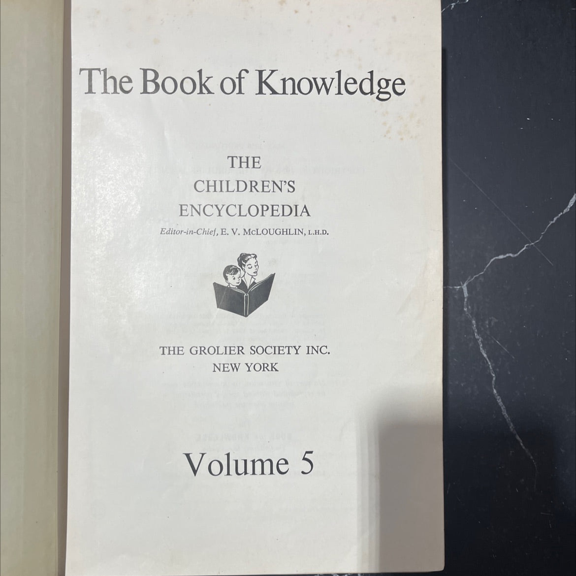 the book of knowledge the children's encyclopedia book, by e. v. mcloughlin, 1956 Hardcover image 2
