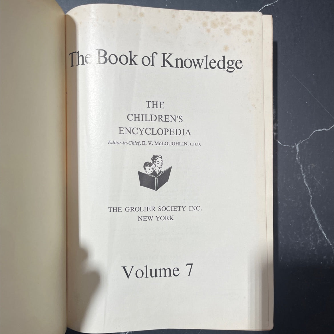 the book of knowledge the children's encyclopedia book, by e. v. mcloughlin, 1956 Hardcover image 2
