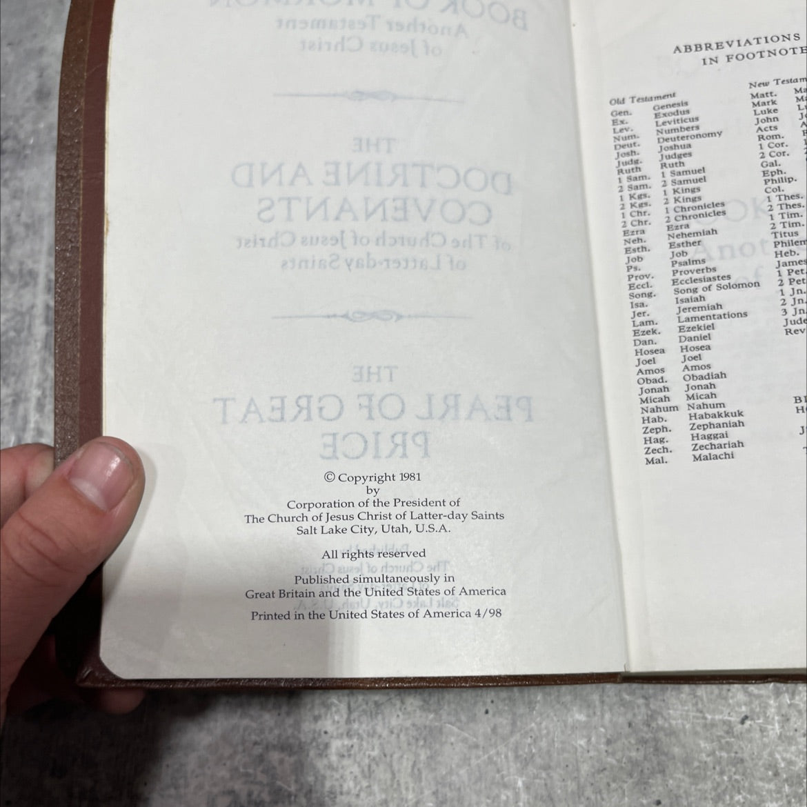 the book of mormon another testament of jesus christ book, by The Church of Jesus Christ of Latter-day Saints, 1981 image 3