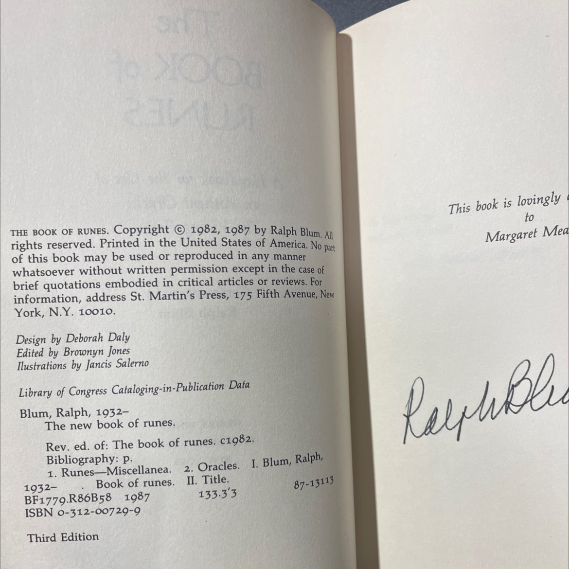 SIGNED the book of runes book, by Ralph Blum, 1987 Hardcover, Rare, Vintage image 3