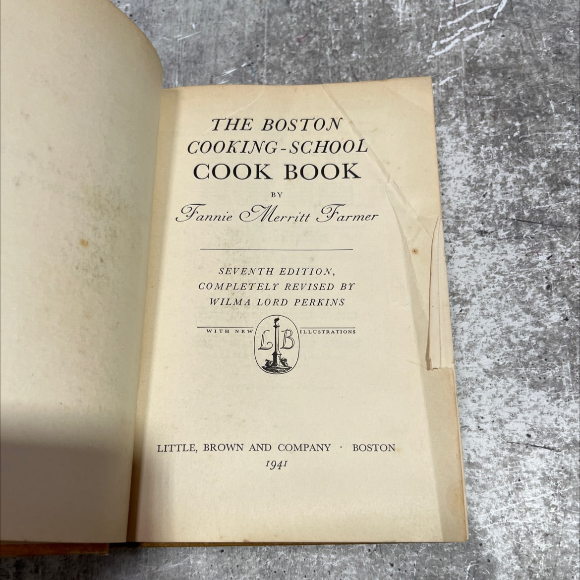 the boston cooking-school cook book book, by fannie merritt farmer, 1941 Hardcover image 2