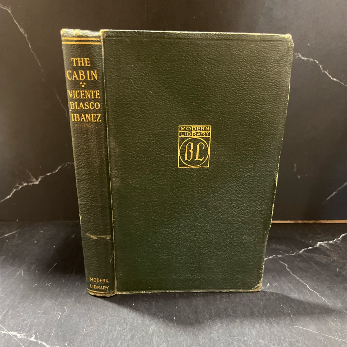the cabin book, by vicente blasco ibáñez, 1919 Leather image 1