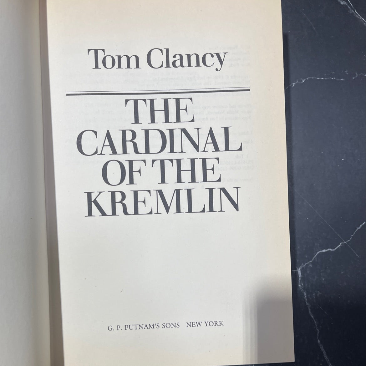 the cardinal of the kremlin book, by Tom Clancy, 1988 Hardcover image 2