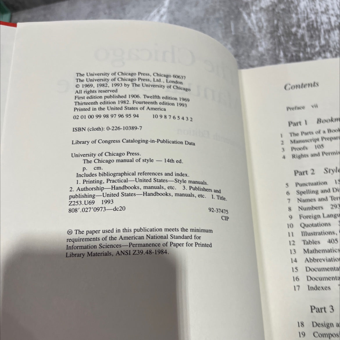 the chicago manual of style book, by university of chicago press, 1993 Hardcover image 3