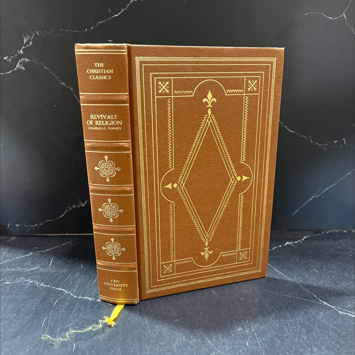 the christian classics revivals of religion book, by charles g. finney, 1978 Leather image 1
