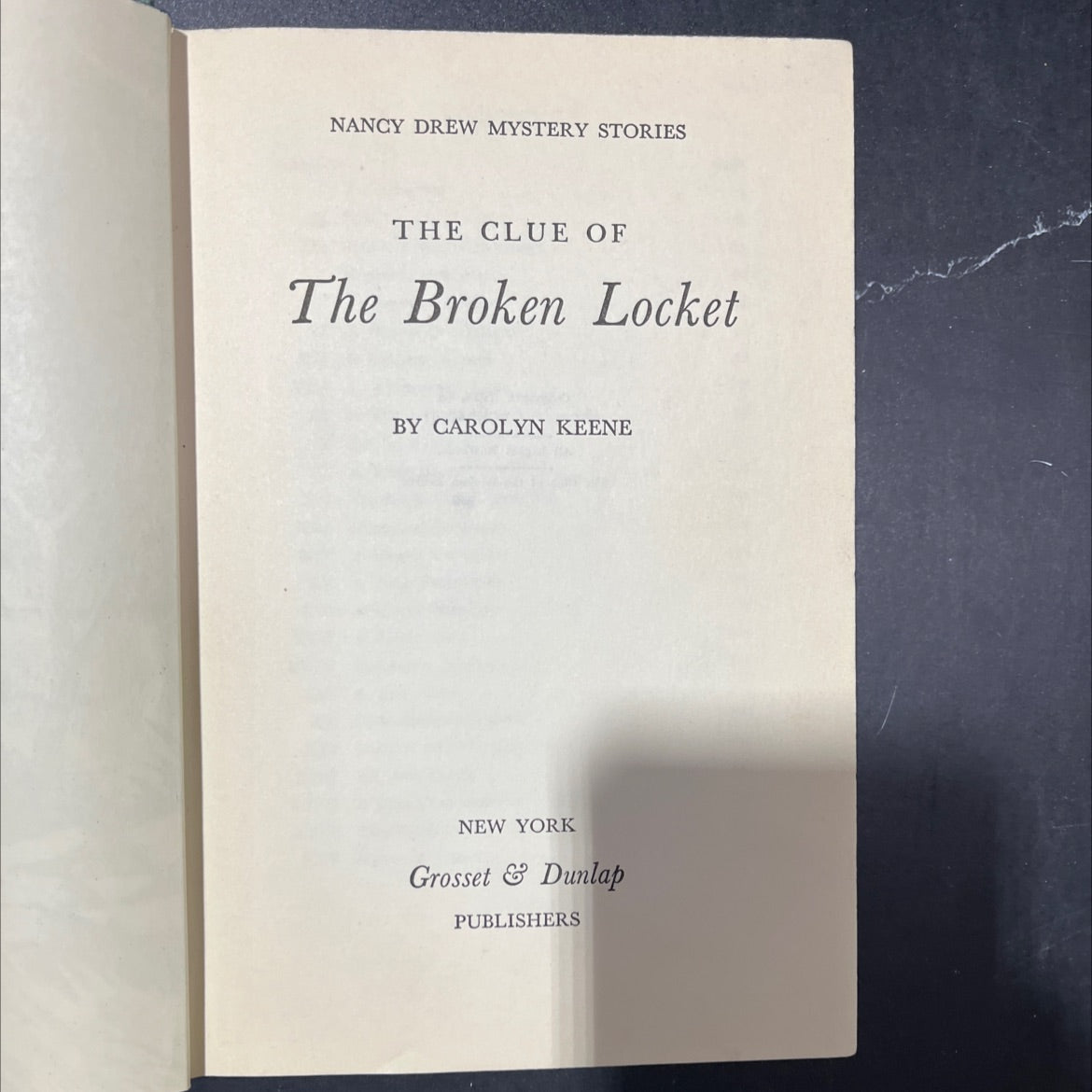 the clue of the broken locket book, by carolyn keene, 1934 Hardcover image 2