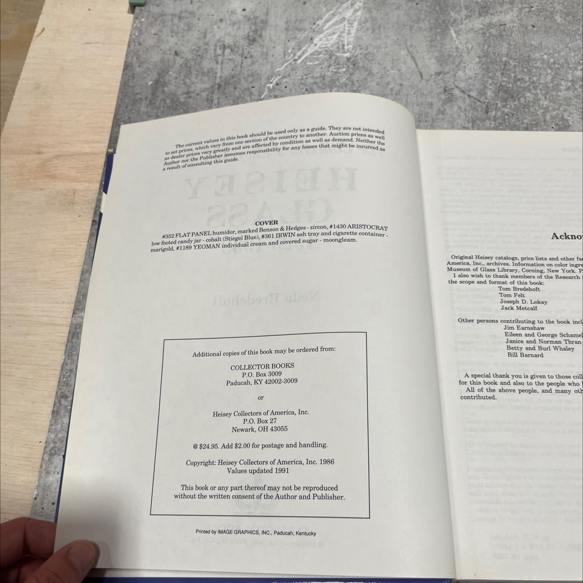 the collector's encyclopedia of heisey glass 1925-1938 book, by neila bredehoft, 1991 Hardcover image 3