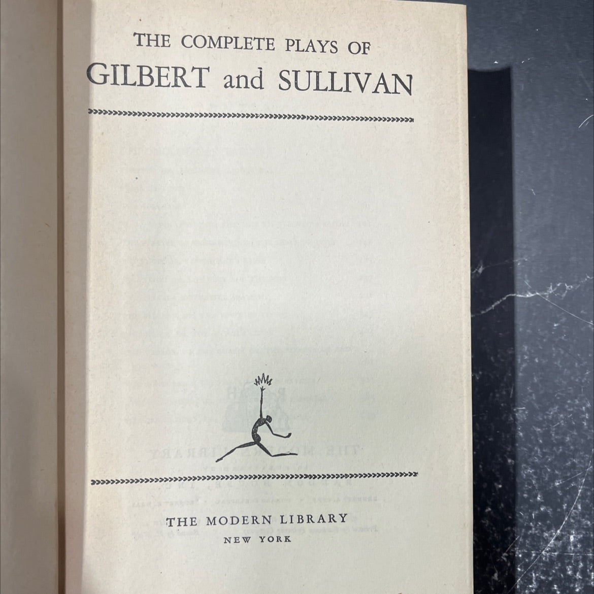 the complete plays of gilbert and sullivan book, by unknown, 1970 Hardcover image 2
