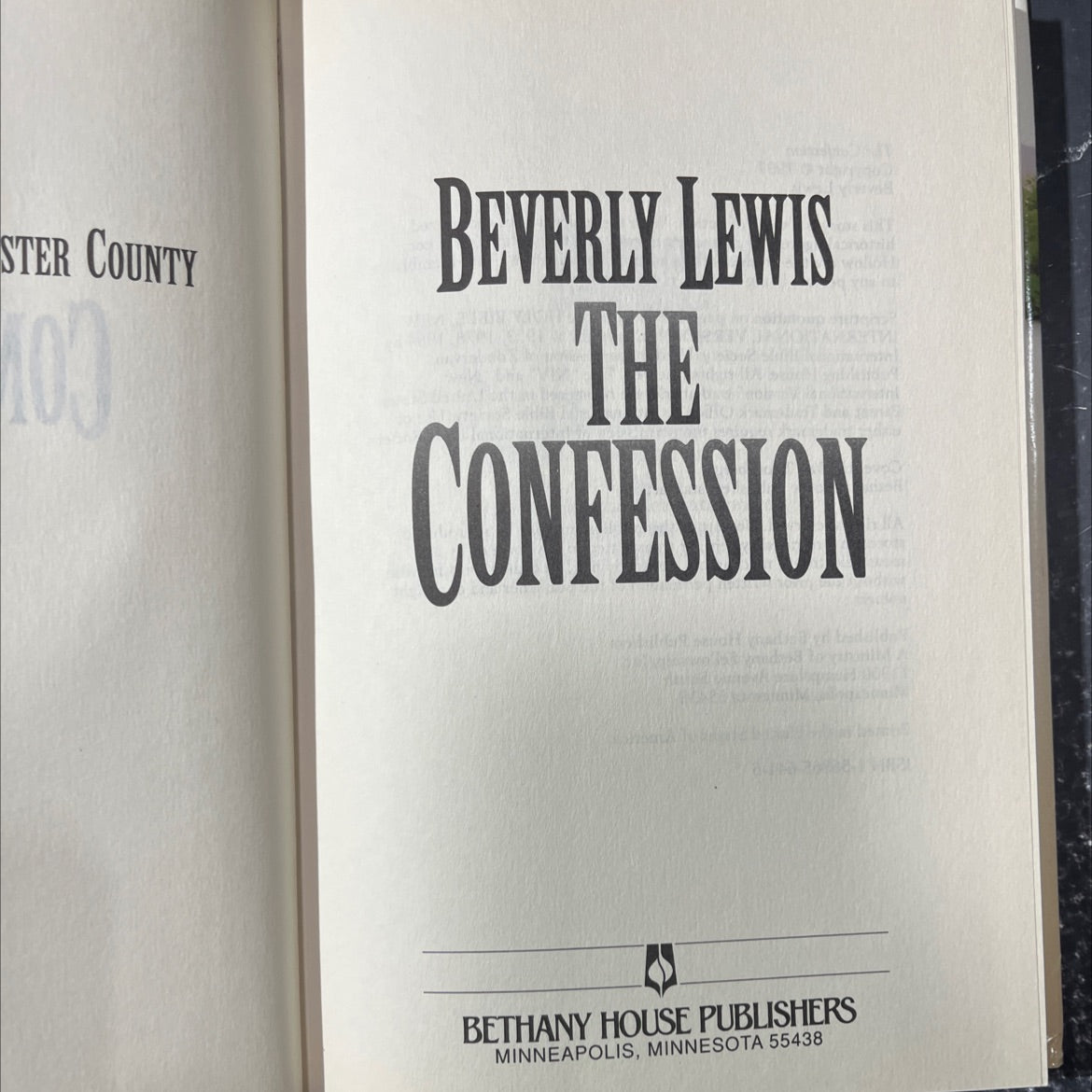the confession book, by beverly lewis, 1997 Hardcover image 2
