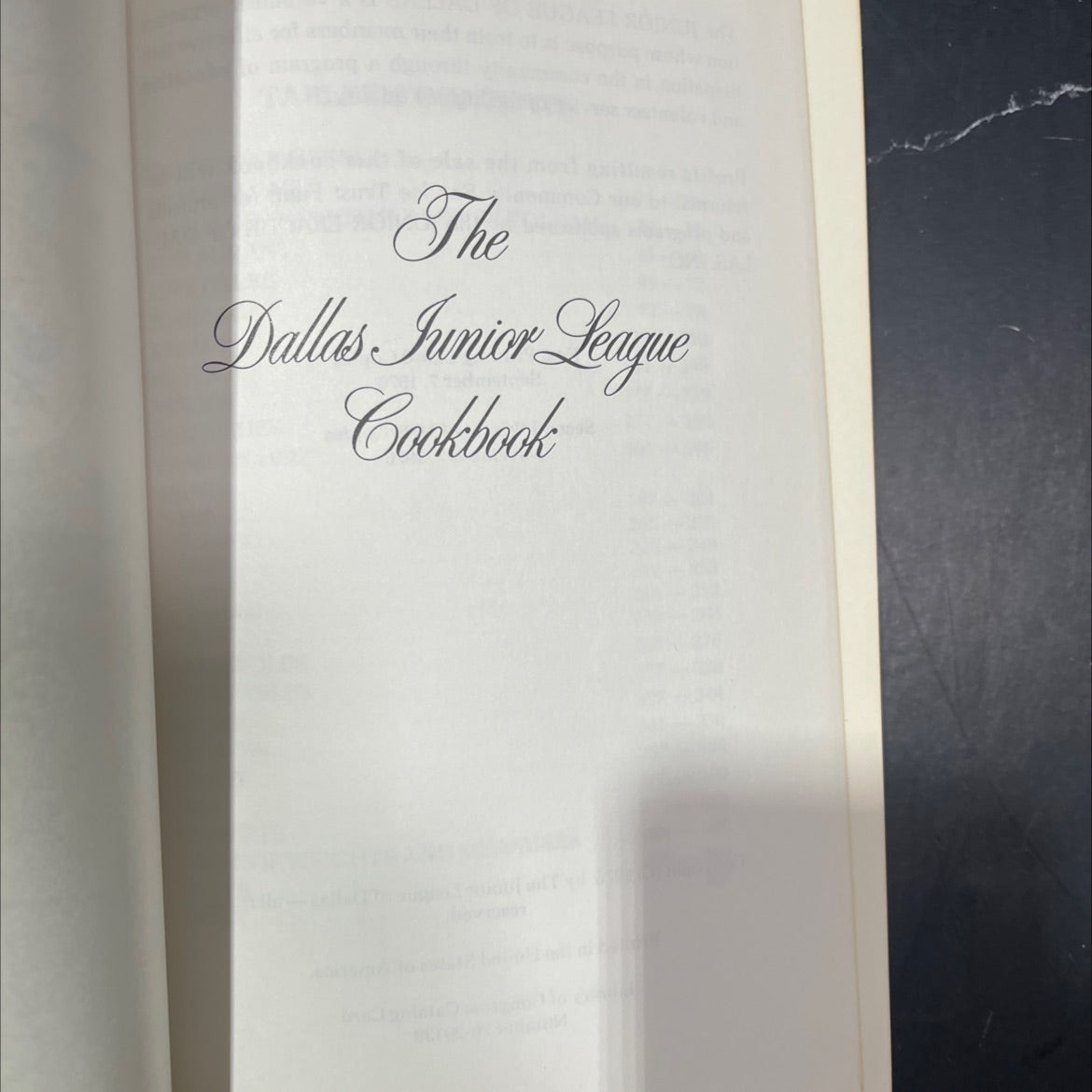 the dallas junior league cookbook book, by the junior league of dallas, 1976 Hardcover image 2