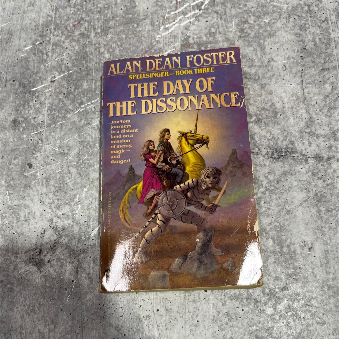the day of the dissonance book, by alan dean foster, 1984 Paperback image 1