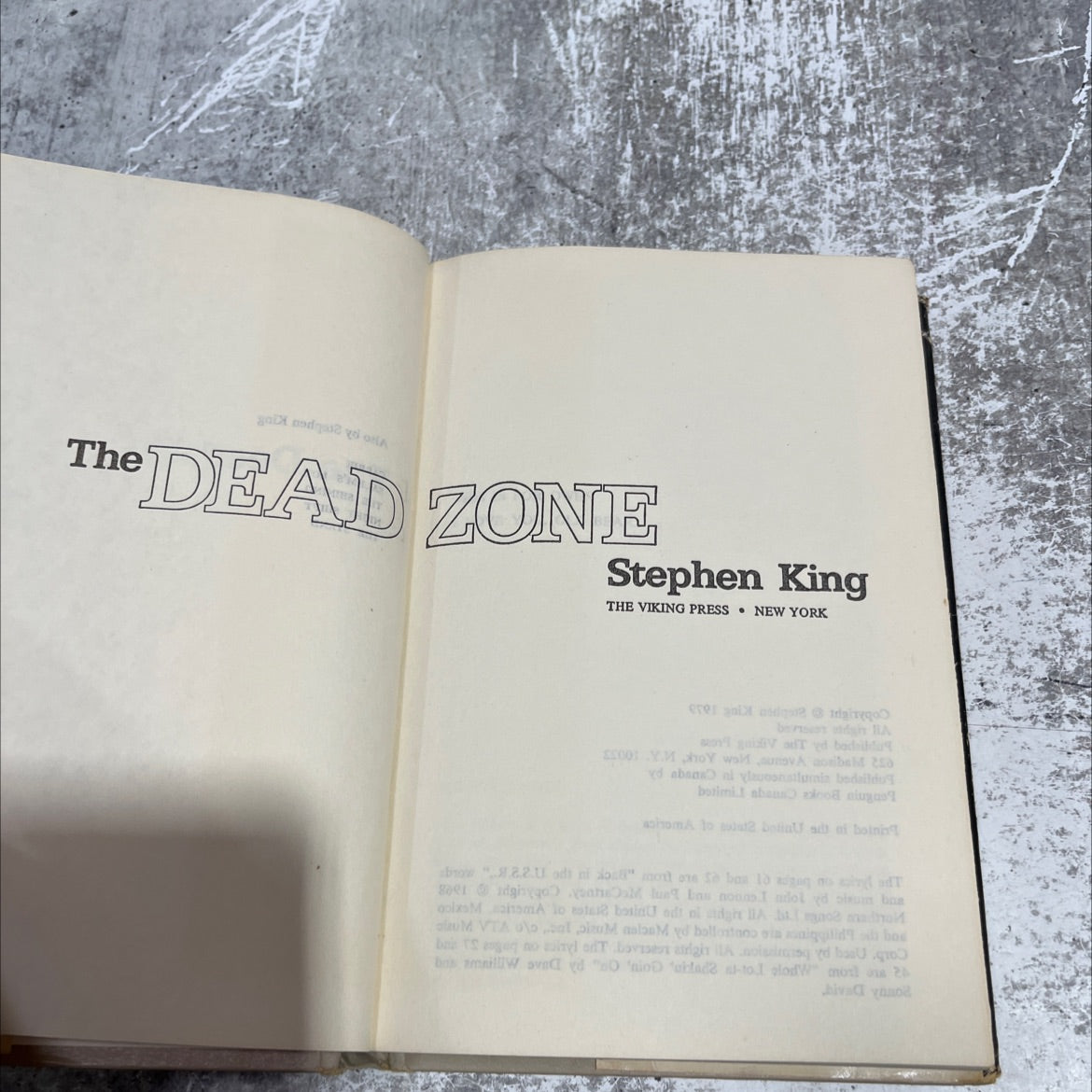 the dead zone book, by Stephen King, 1979 Hardcover image 2